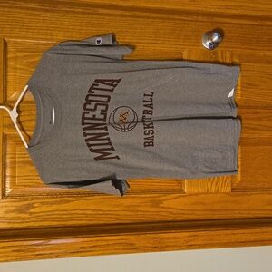 Mens Minnesota Gopher basketball tshirt